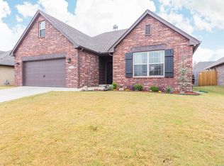 1512 W Boston Ct, Broken Arrow, OK 74012