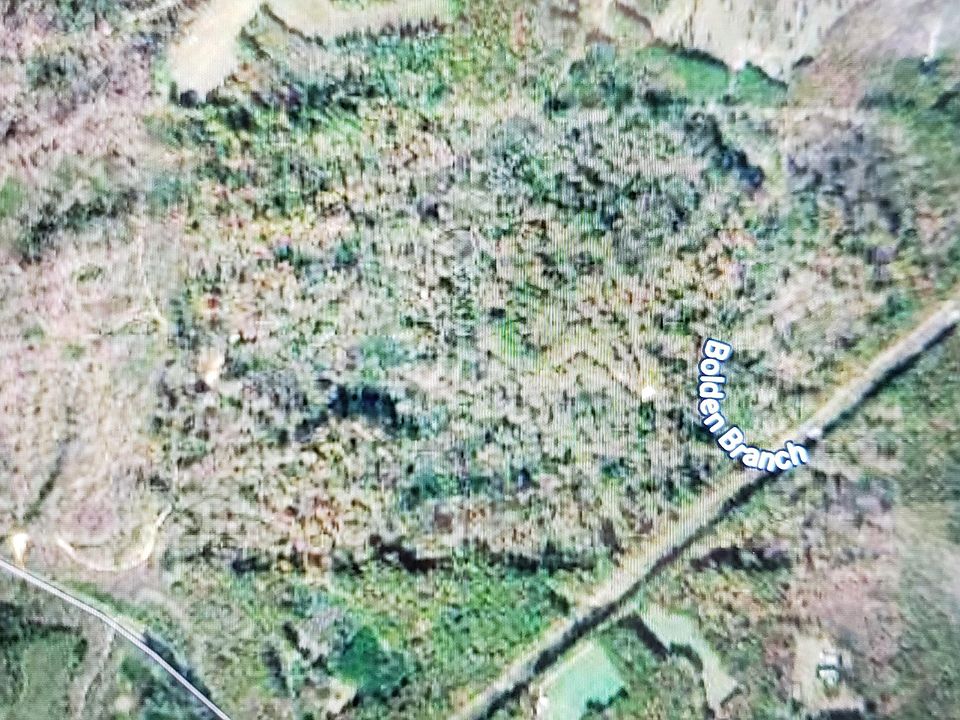 2nd image of Gordon Hollow Rd