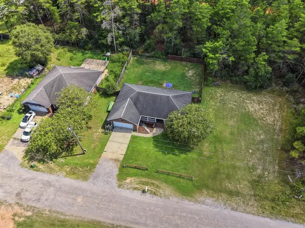 96 Primrose Ave E, Defuniak Springs, FL 32433