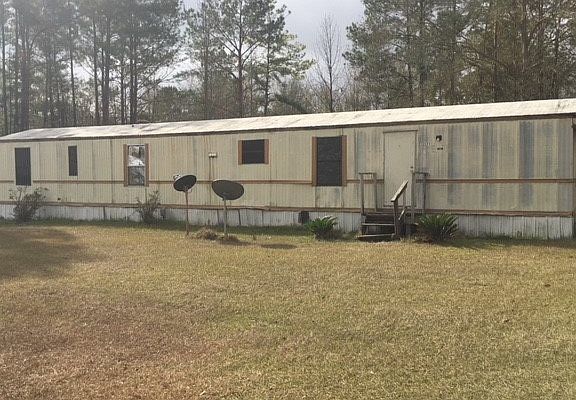 3rd image of 2219 County Road 249