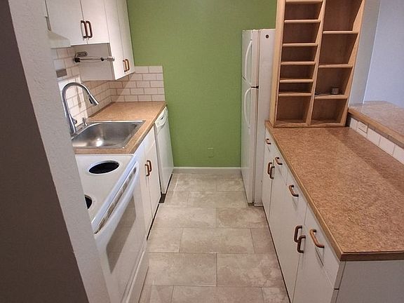 3rd image of 3035 Oneal Pkwy APT T34