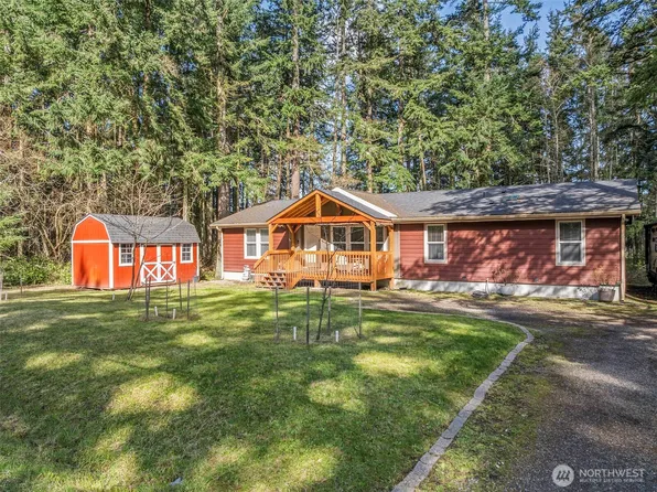 371 Sunset Drive, Oak Harbor, WA 98277