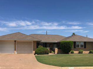 2302 Sioux Ave, Enid, OK 73703