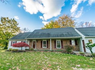 155 Brush Hollow Rd, Greece, NY 14626