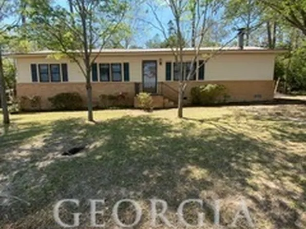 8 Lakeview Dr, Mc Rae, GA 31055