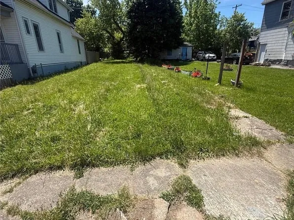843 Woodlawn Ave, Buffalo, NY 14211