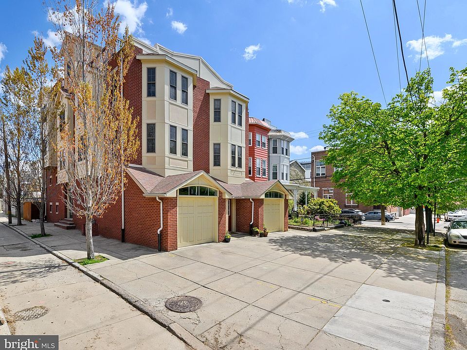 1st image of 907 Corinthian Ave