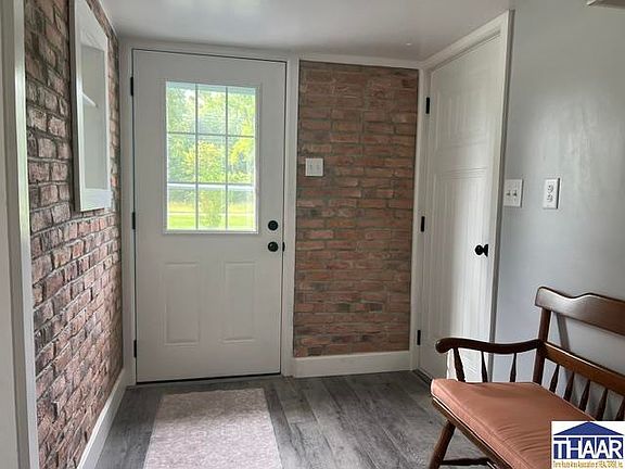 3rd image of 14549 N Locust St