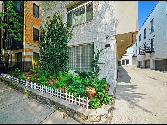 3rd image of 2231 N Lister Ave #D