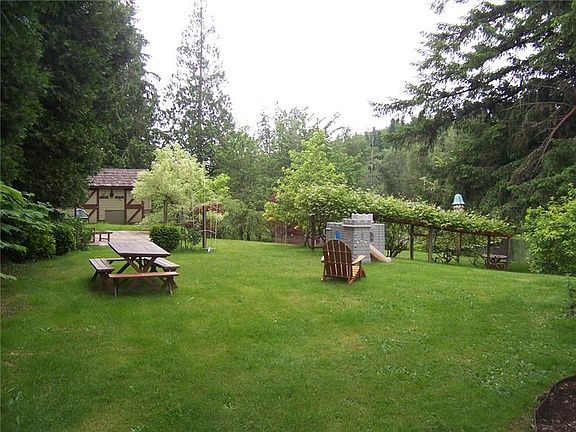 5th image of 23855 SE 162nd St