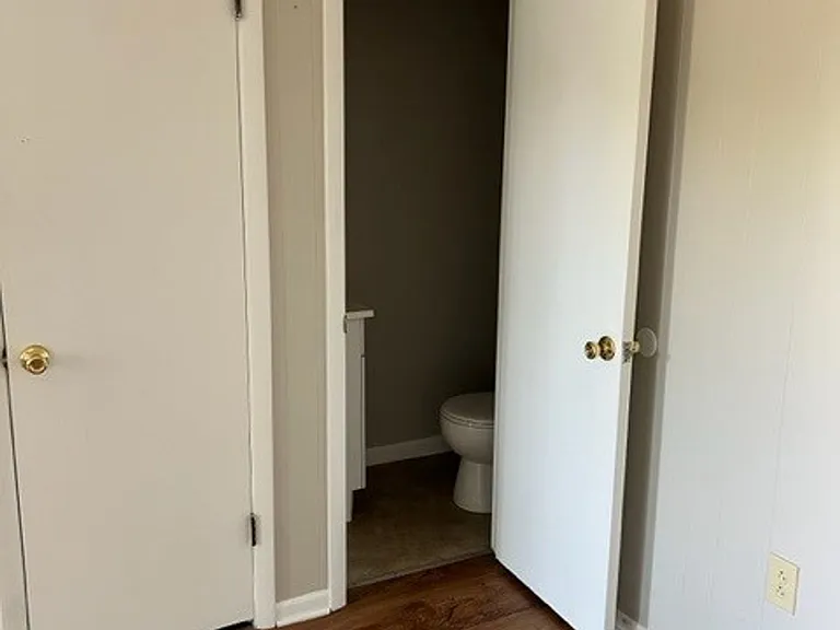 1463 Cora Ln — Photo 3