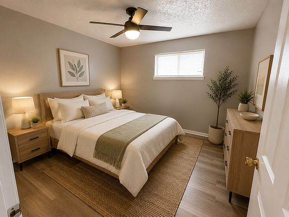 4th image of 908 4th Ave W APT 5
