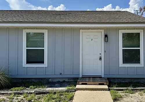 1501 Chestnut Ave #F Photo 1 1501 Chestnut Ave #F Photo 1