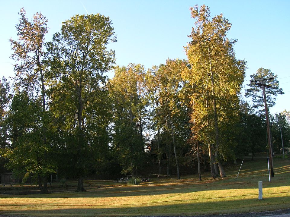 2nd image of 34040 Old Nottoway Rd