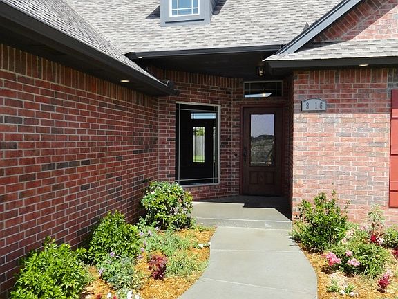 5th image of 3116 Langley Dr