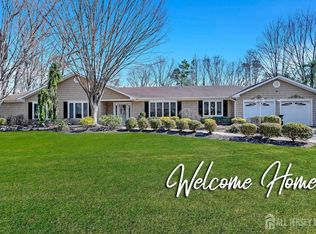 3 Edward Ave, Monroe Township, NJ 08831