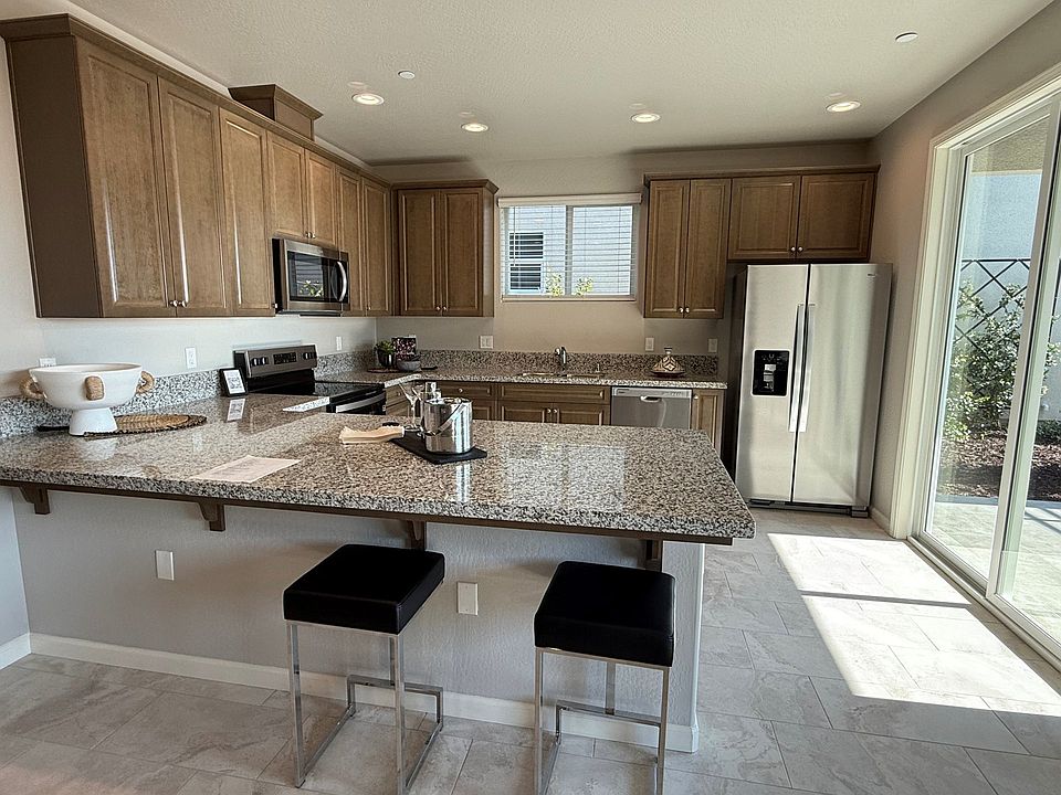 2nd image of 2852 Ruby Port St #-lot 61