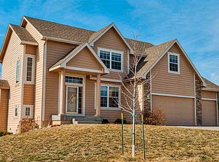 3802 NE Briarwood Ct, Ankeny, IA 50021