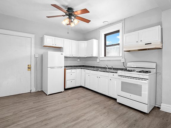 2nd image of 4963-4965 Hummelsheim Ave
