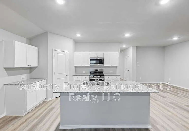 316 Smith Rd — Photo 6