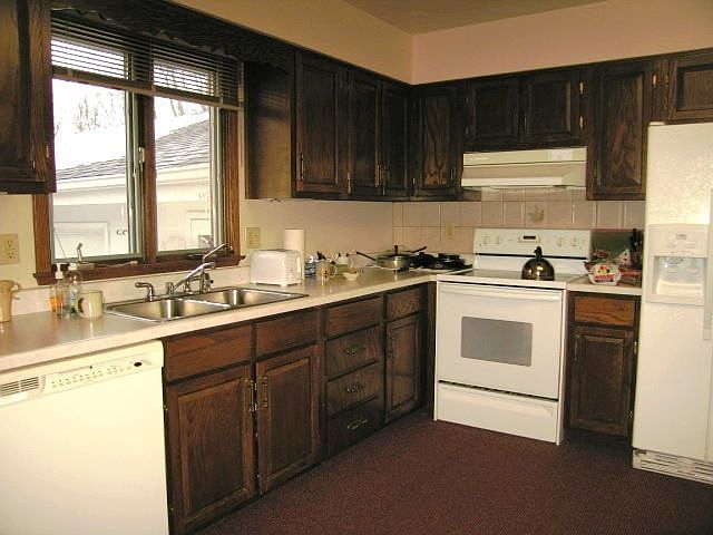 2nd image of 3021 S 10th Ave