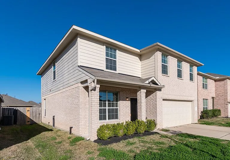 19 Leisure Shore Ct — Photo 3