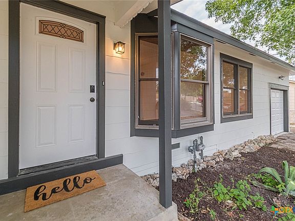 3rd image of 2876 Morningside Dr