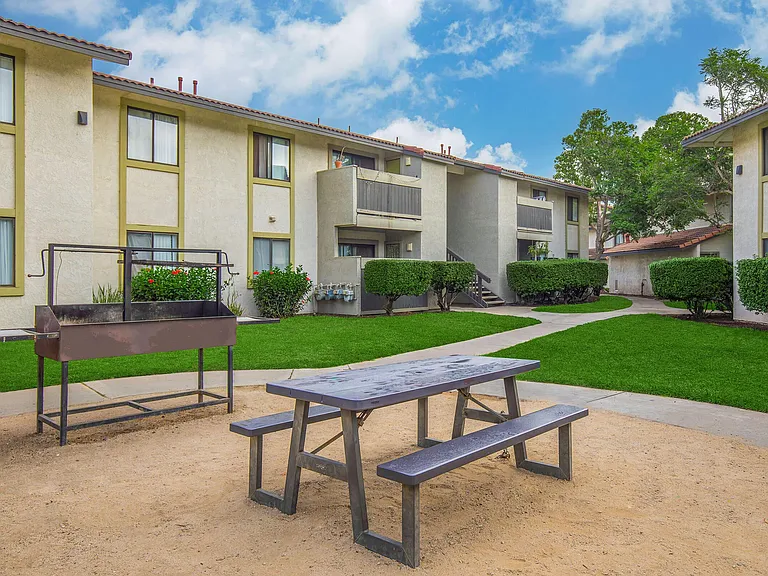 Cassia Apartments — Photo 15