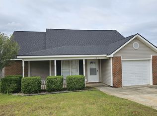 403 Wynfield Ln, Bonaire, GA