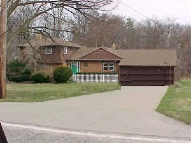 1st image of 10127 Highland Dr