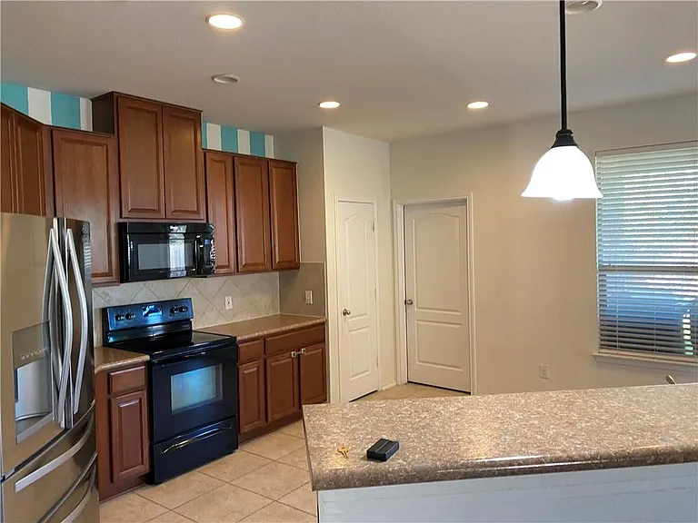 14428 Lake Victor Dr — Photo 7