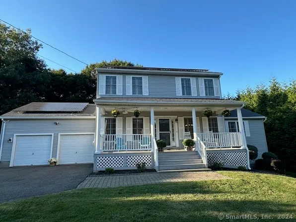 13 Kensington Circle, Wolcott, CT 06716