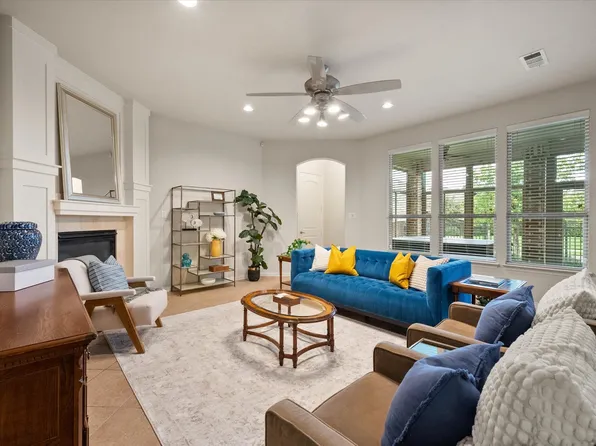 1100 Badger Vine Ln, Arlington, TX 76005