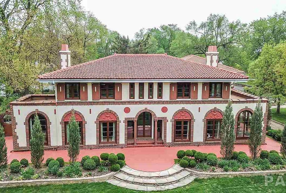 4955 N Grandview Dr, Peoria Heights, IL 61616 Zillow