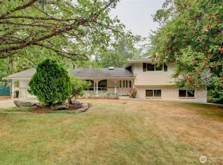 415 Manito Drive, Mount Vernon, WA 98273