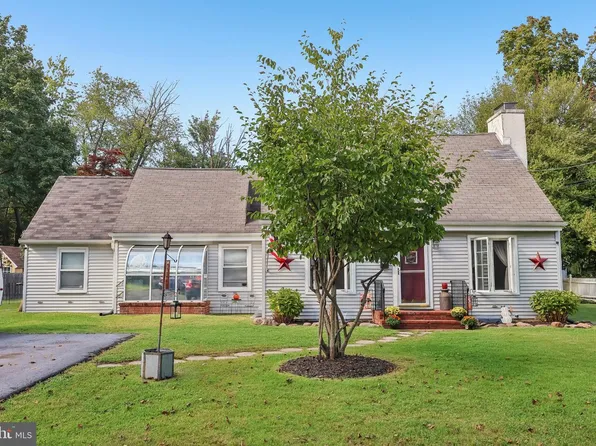 437 Summer Ave, Edgewater Park, NJ 08010