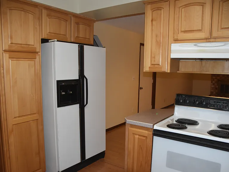 8205 NE 139th Ct — Photo 3