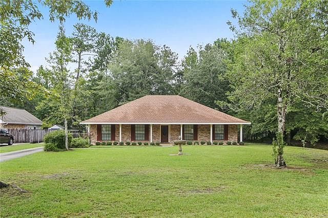 1st image of 915 Tranquility Dr