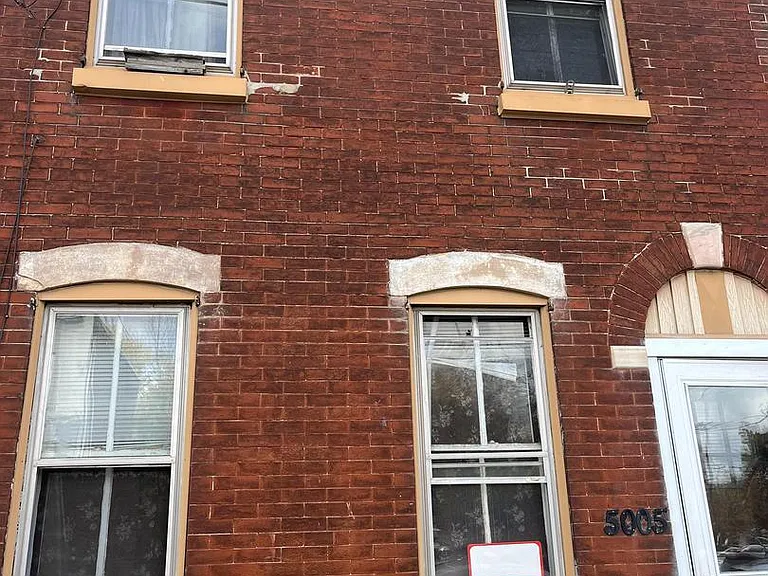 5005 Jackson St — Photo 1