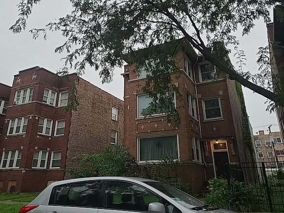 2nd image of 6840 S Merrill Ave