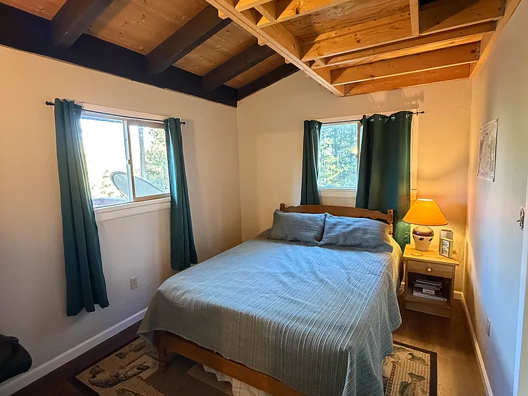 550 Peak View Dr — Photo 16