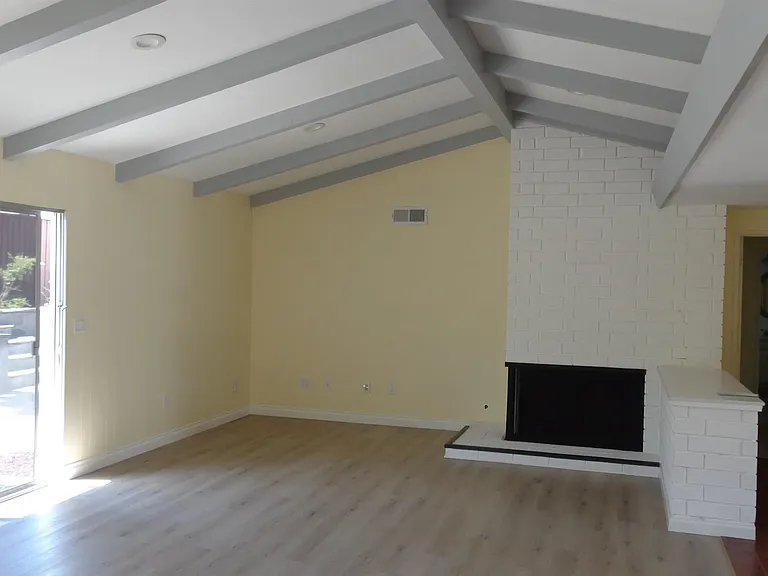 246 Eucalyptus Ct — Photo 10