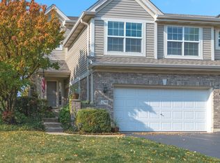 160 River Mist Dr, Oswego, IL 60543