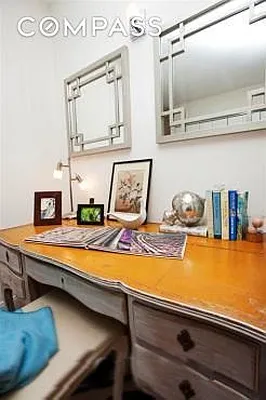 Rented by Compass | media 75