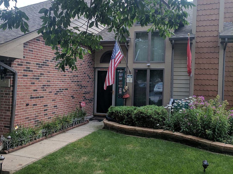 1st image of 1541 Lake St Unit 3