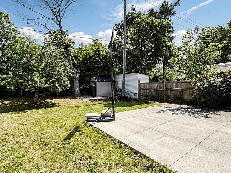 148 Sexton Cres #MAIN — Photo 34