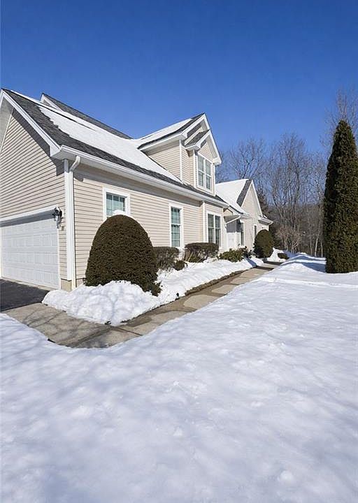 1st image of 419 Albion Rd Unit 10