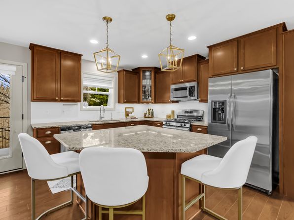 3976 Cedar Grove Ln
