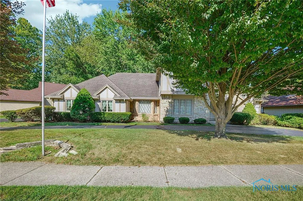 4440 Standing Timbers Ln photo 1