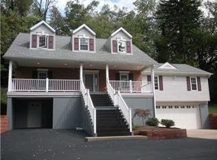 5959 Library Rd, Bethel Park, PA 15102